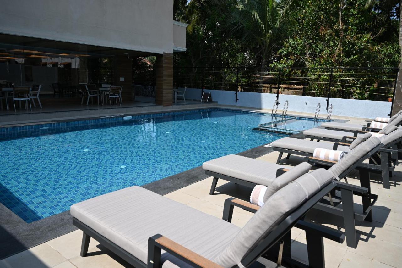 Resort The Lohias, Goa Candolim Exterior foto