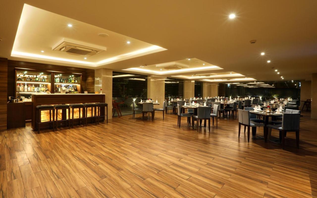 Resort The Lohias, Goa Candolim Exterior foto