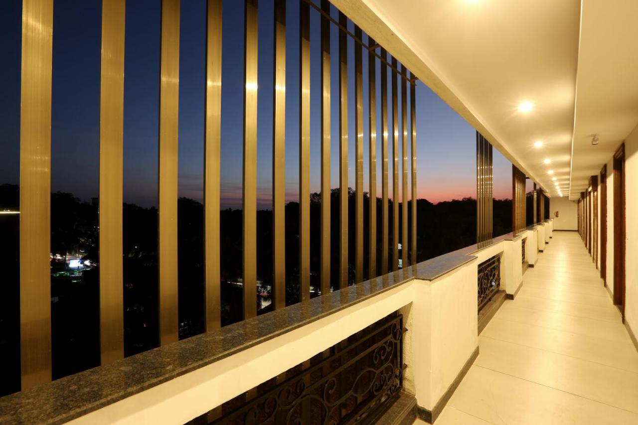 Resort The Lohias, Goa Candolim Exterior foto